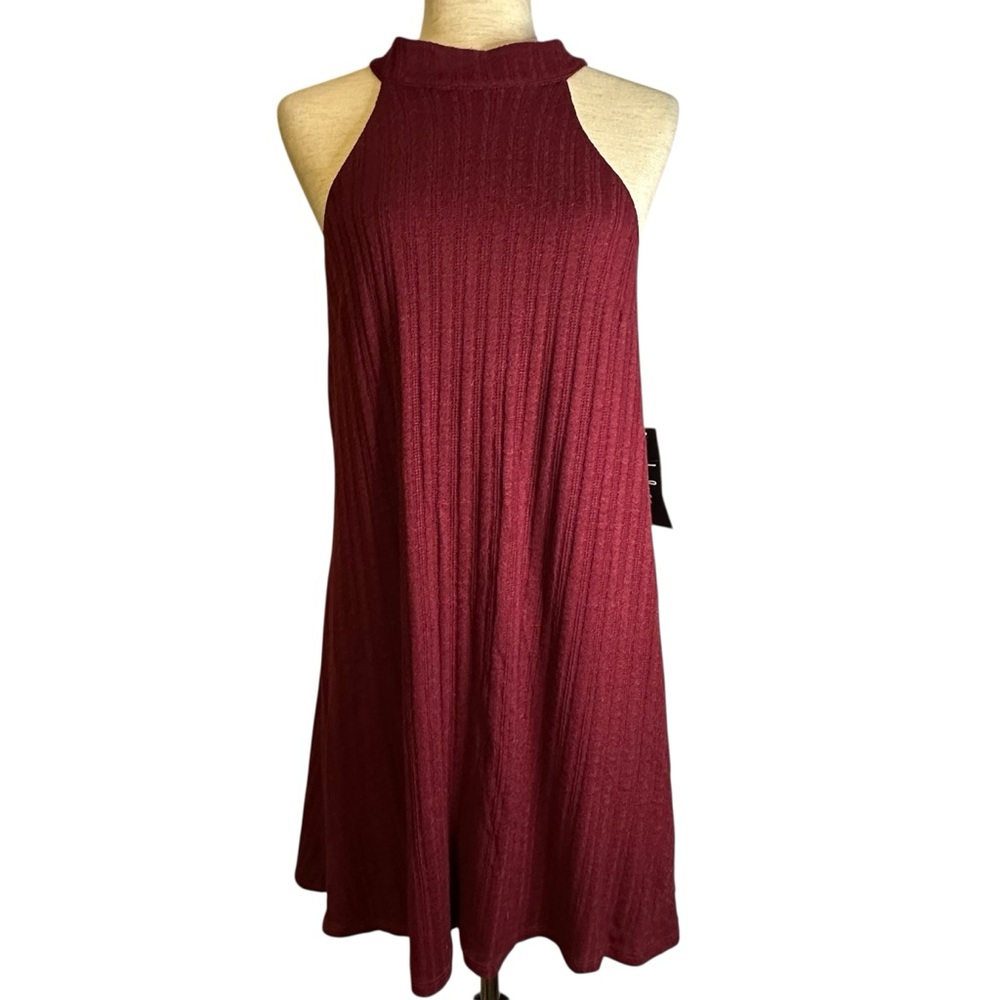 Lulu's Thoughtfulness Burgundy Ribbed Halter Swing Dress NWT Small‎